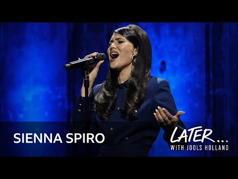 SIENNA SPIRO - Die On This Hill (Later... with Jools Holland) 10 SIENNA SPIRO – Die On This Hill (Later… with Jools Holland)