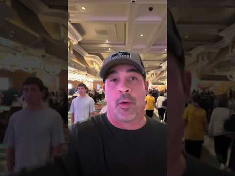 🚨Vegas is PACKED! No sign of collapse here.